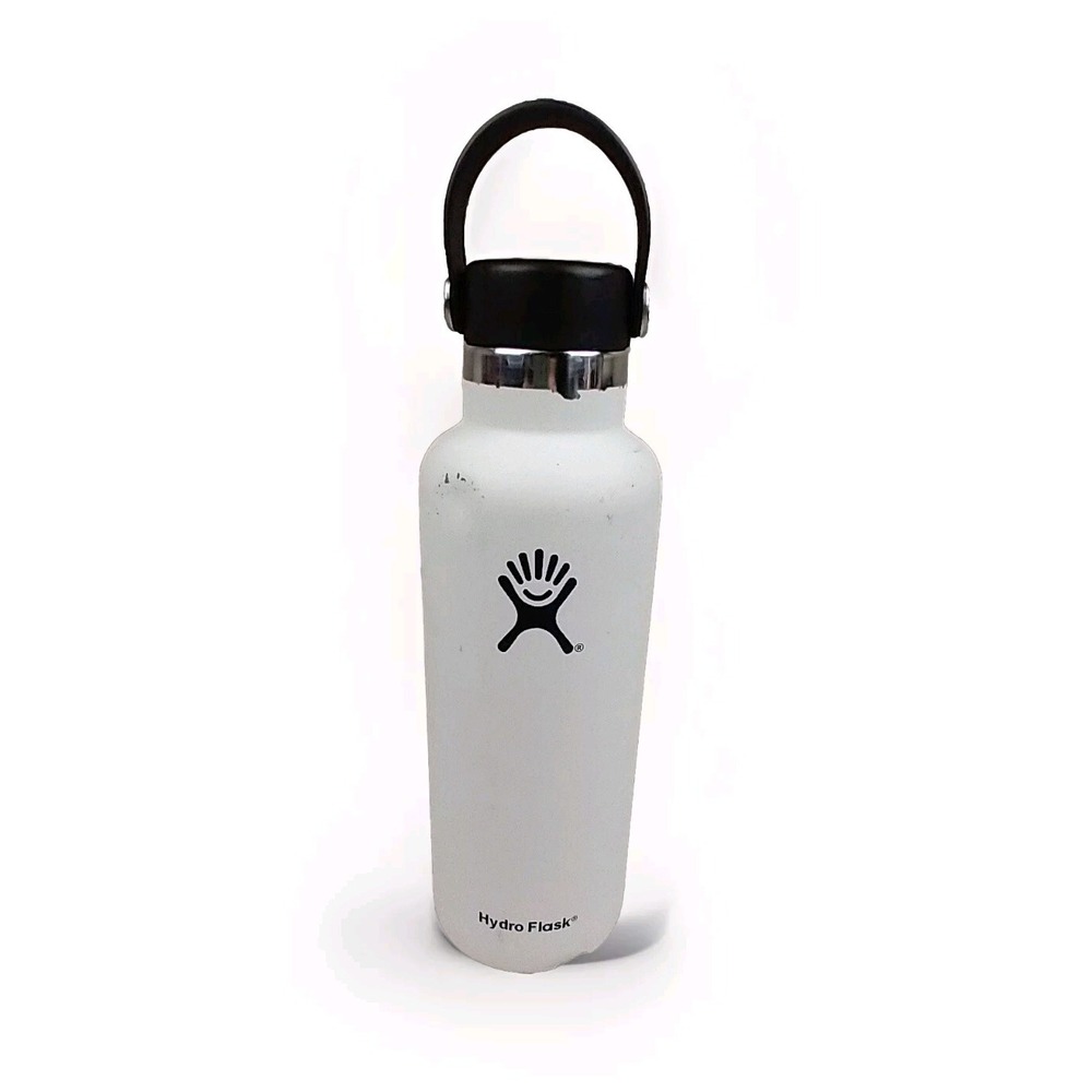HYDRO FLASK WHITE 21‎ OUNCE WATER BOTTLE WITH LID *Dents*